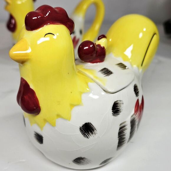 Vtg Country Roosters Creamer & Sugar Bowl Set by Chestnut Creek Chickens Yellow - Picture 3 of 12